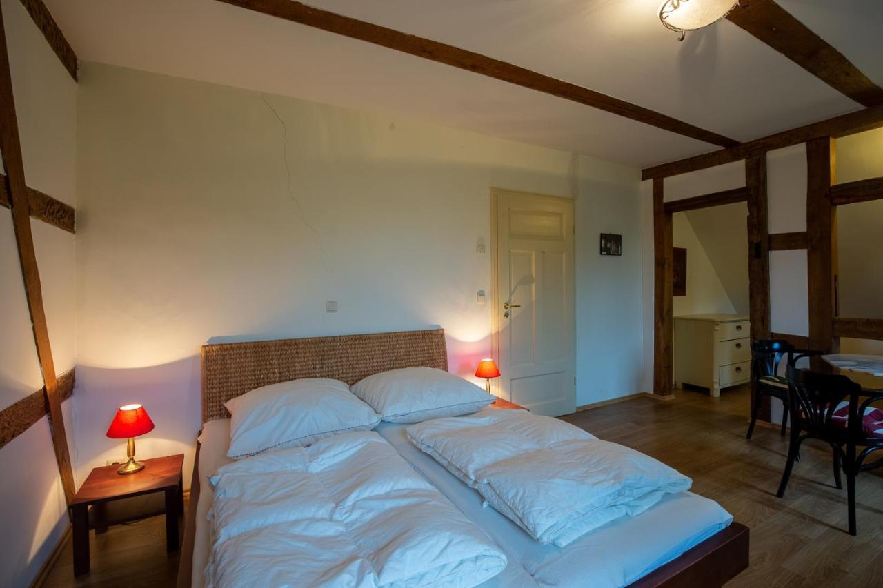 Altes Pastorat Schwichtenberg Borrentin Buitenkant foto